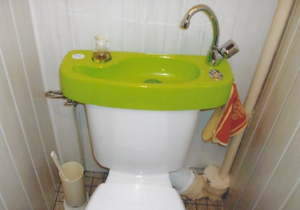 WiCi Concept Handwaschbeckenauf das WC anpassbare mit Grün Lackierung Herr G (Frankreich - 25)